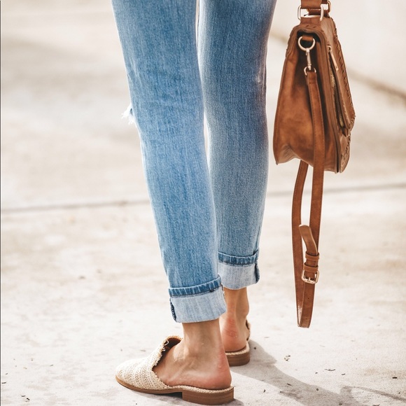 ONE LEFT - Ally Handwoven Artisan Slides Vici - Picture 3 of 8